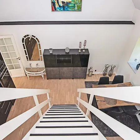 3 Person In Ebeltoft-by Traum * إيبلتوفت